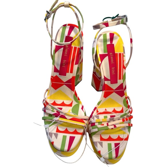 Gianni Bini PARRISH GEO PRINT Strappy Platform Sandal - Picture 11 of 14